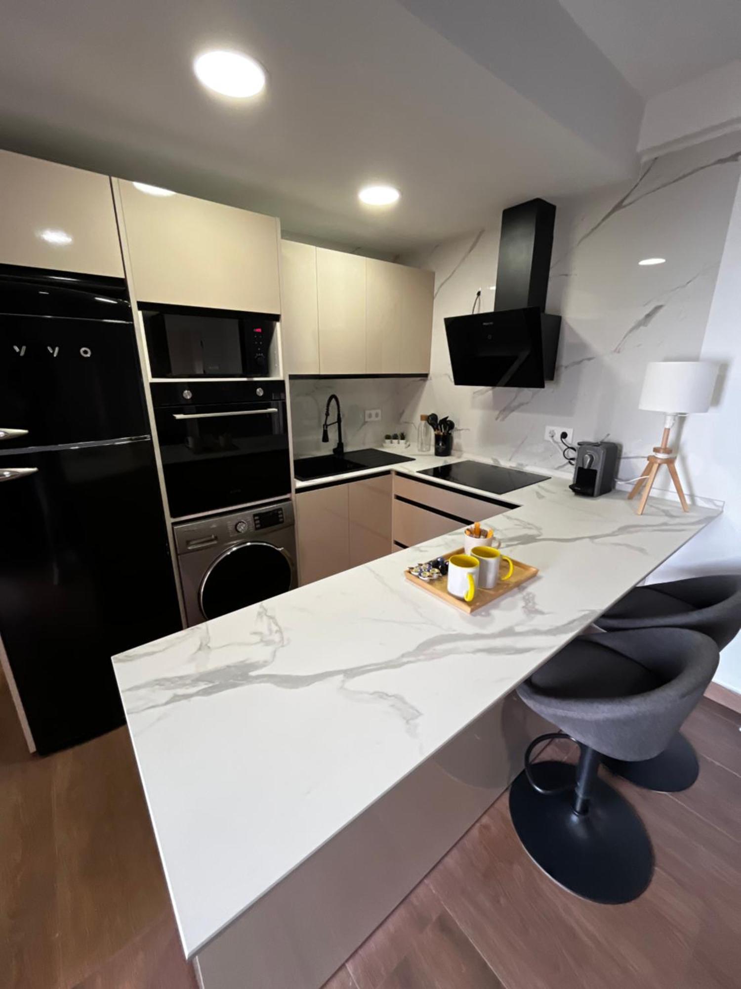 Apartamento Argote De Molina Sevilla Buitenkant foto